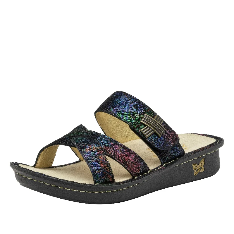 Sandals with comfy finish-Victoriah Dynomite Sandal