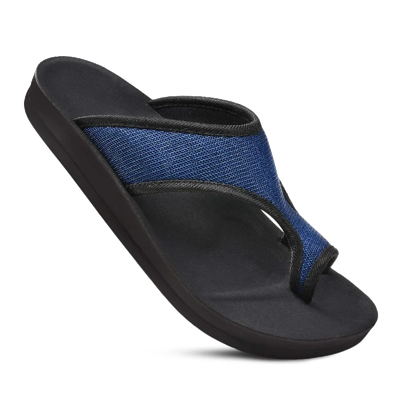 Sandals for tropical climates-Aerothotic - Aster Split Toe Sandals