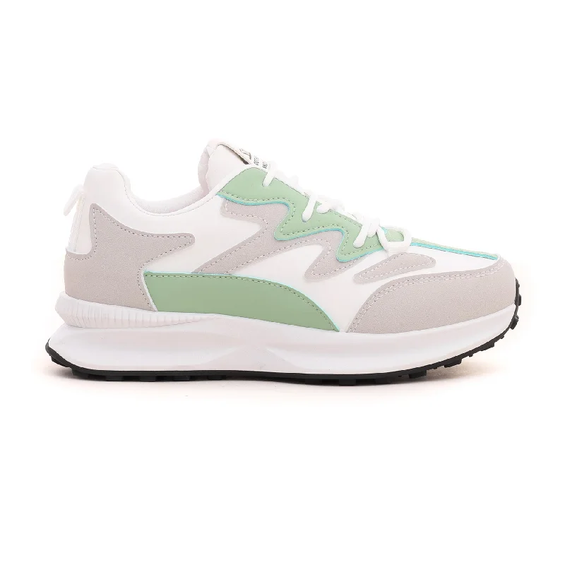 athletic shoes with collaboration designGreen Casual Sneaker AT7213