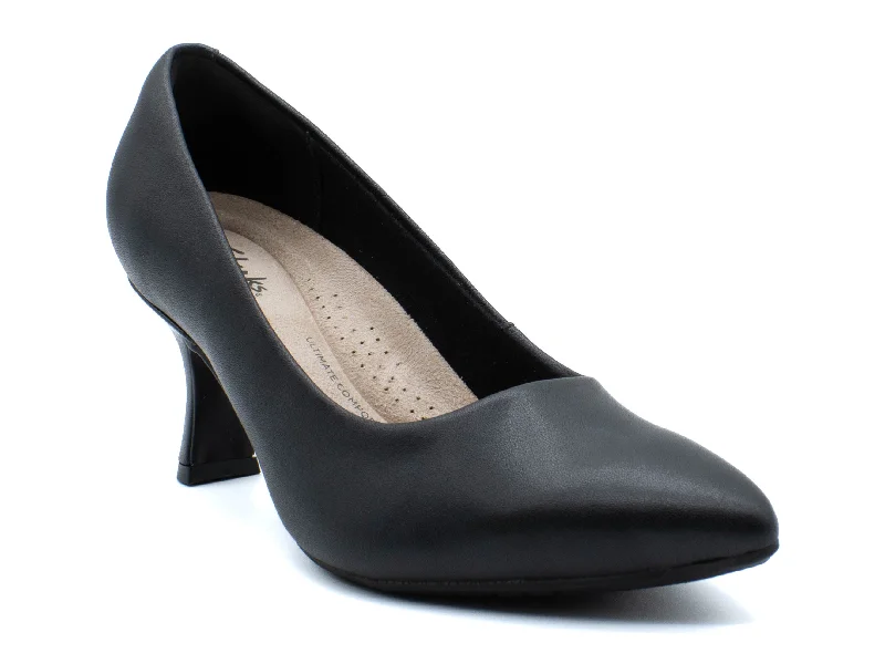 CLARKS Kataleyna Gem Pump