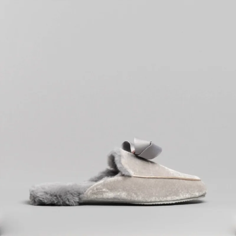 Slippers with chic look-Women's Bhaybe Velvet Moccasin Slippers In Light Grey