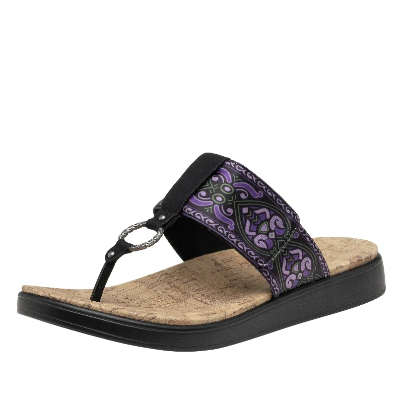 Sandals for everyday style-Moxi Free Spirit Crow Sandal