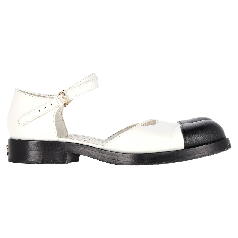 Sandals with soft design-Chanel Mary Jane Interlocking CC Logo Flat Sandals in White Leather