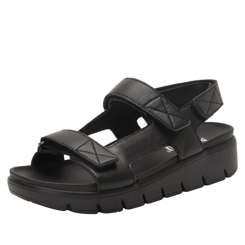 Sandals with premium finish-Henlee Black Sandal